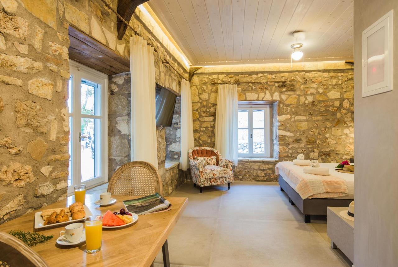 Stone Suites At Lefkada'S Old Port Exteriör bild