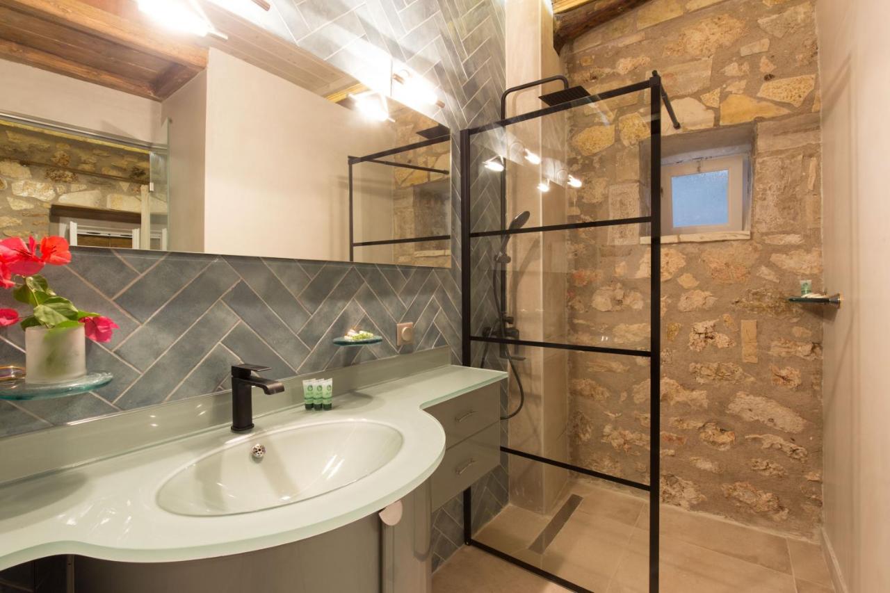 Stone Suites At Lefkada'S Old Port Exteriör bild
