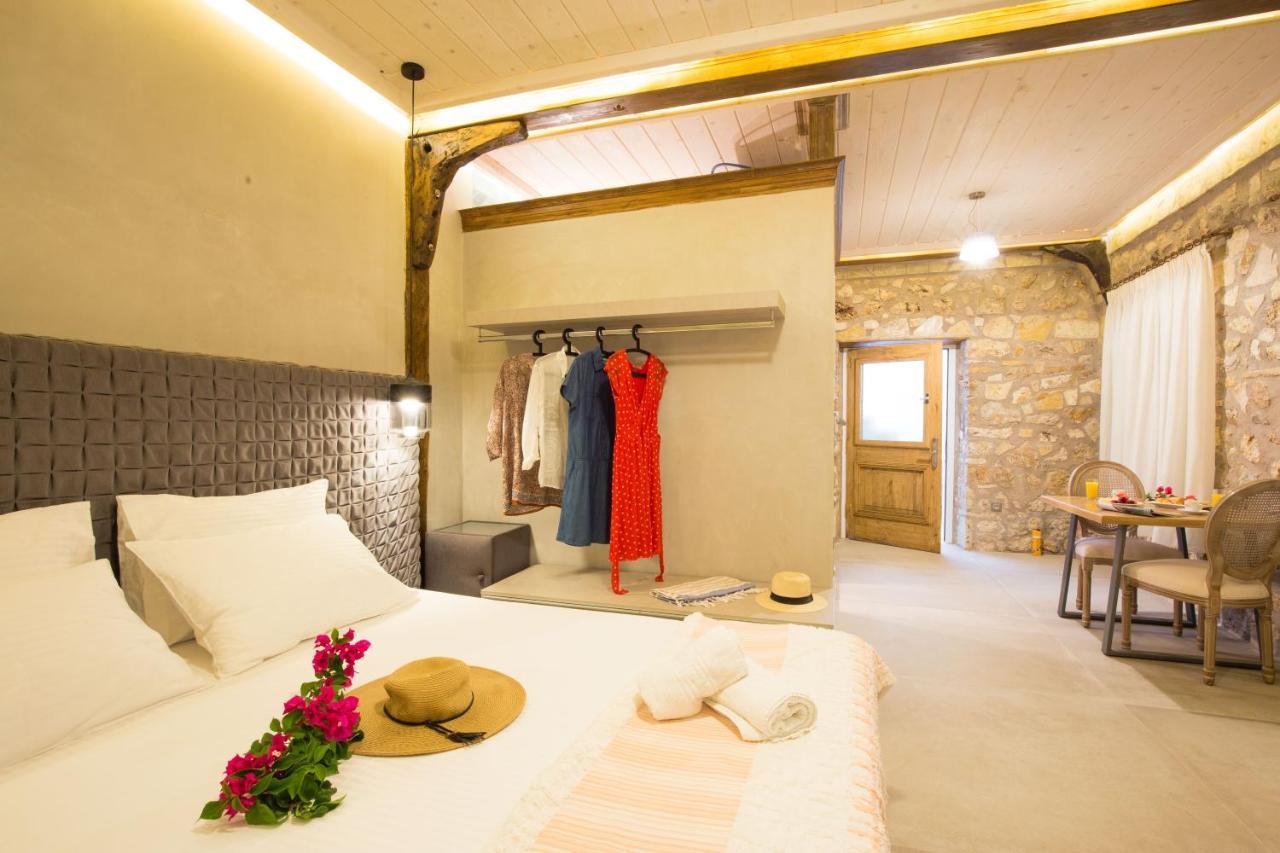 Stone Suites At Lefkada'S Old Port Exteriör bild