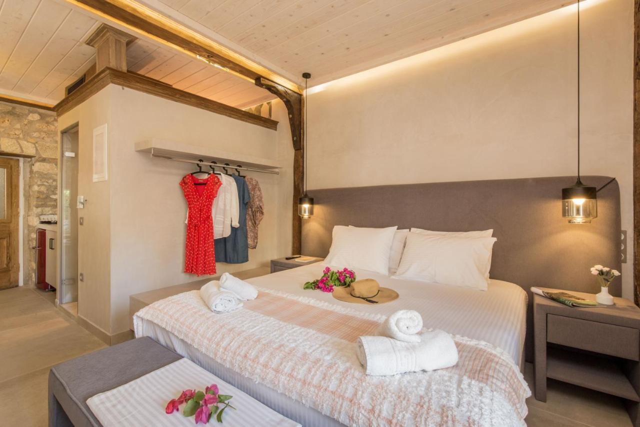 Stone Suites At Lefkada'S Old Port Exteriör bild